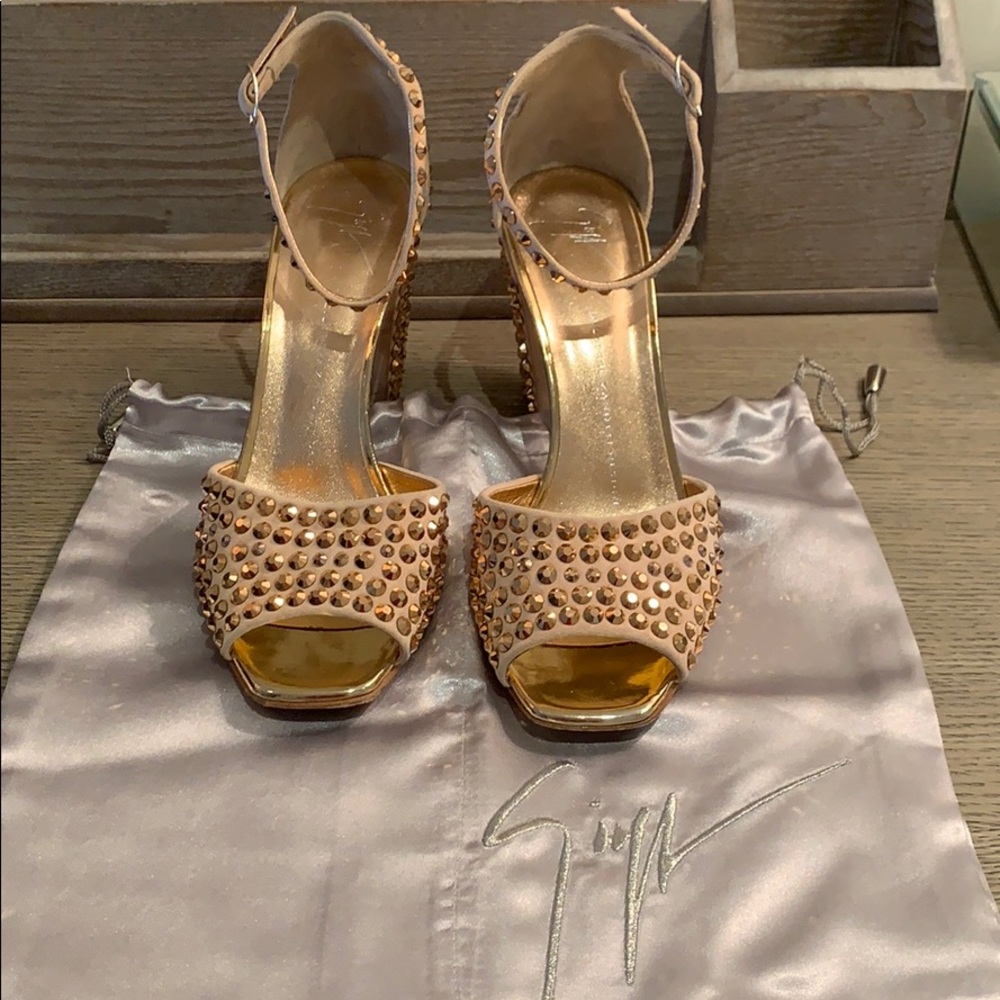 Giuseppe zanotti Latvinia studded sandals - Picture 3 of 8